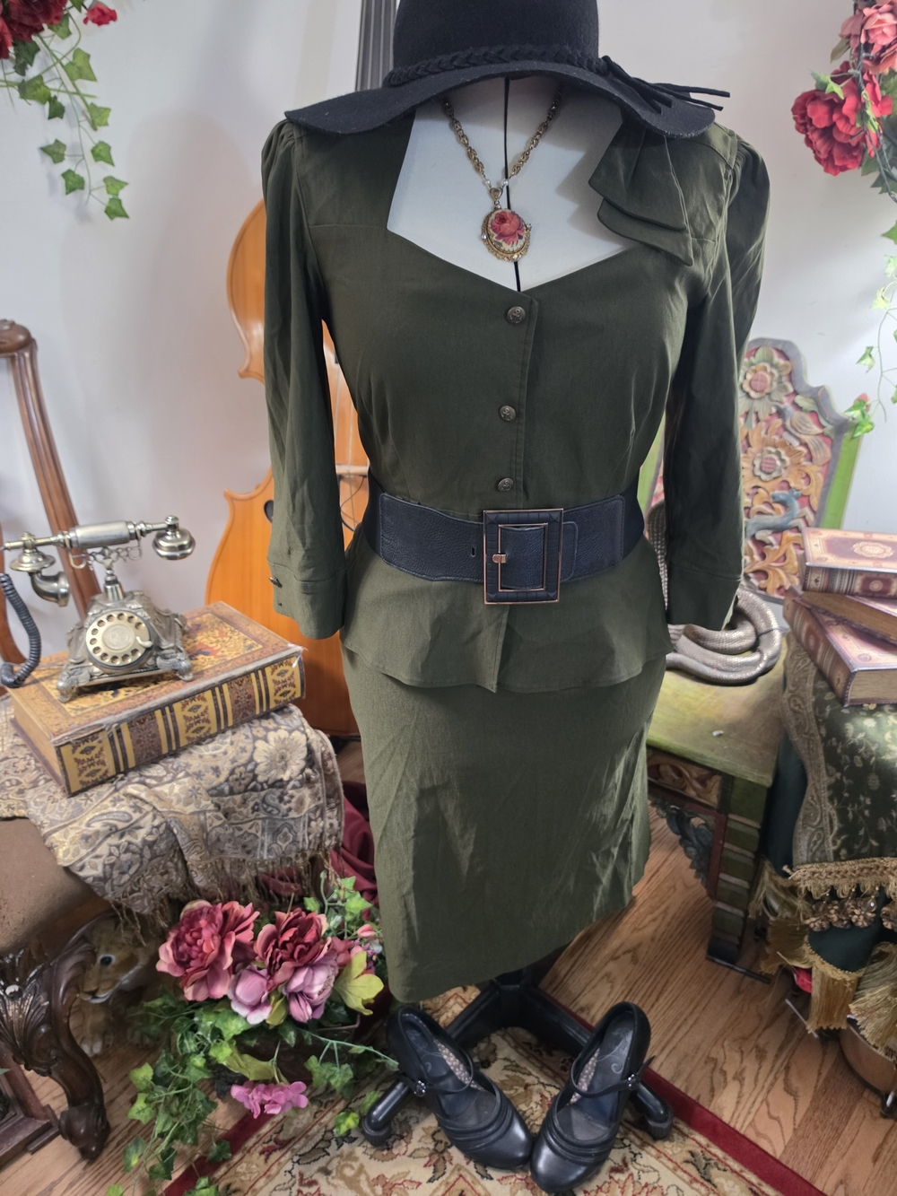 Stop Staring 18W Olive Green Two-Piece Dress Set with Wide Belt